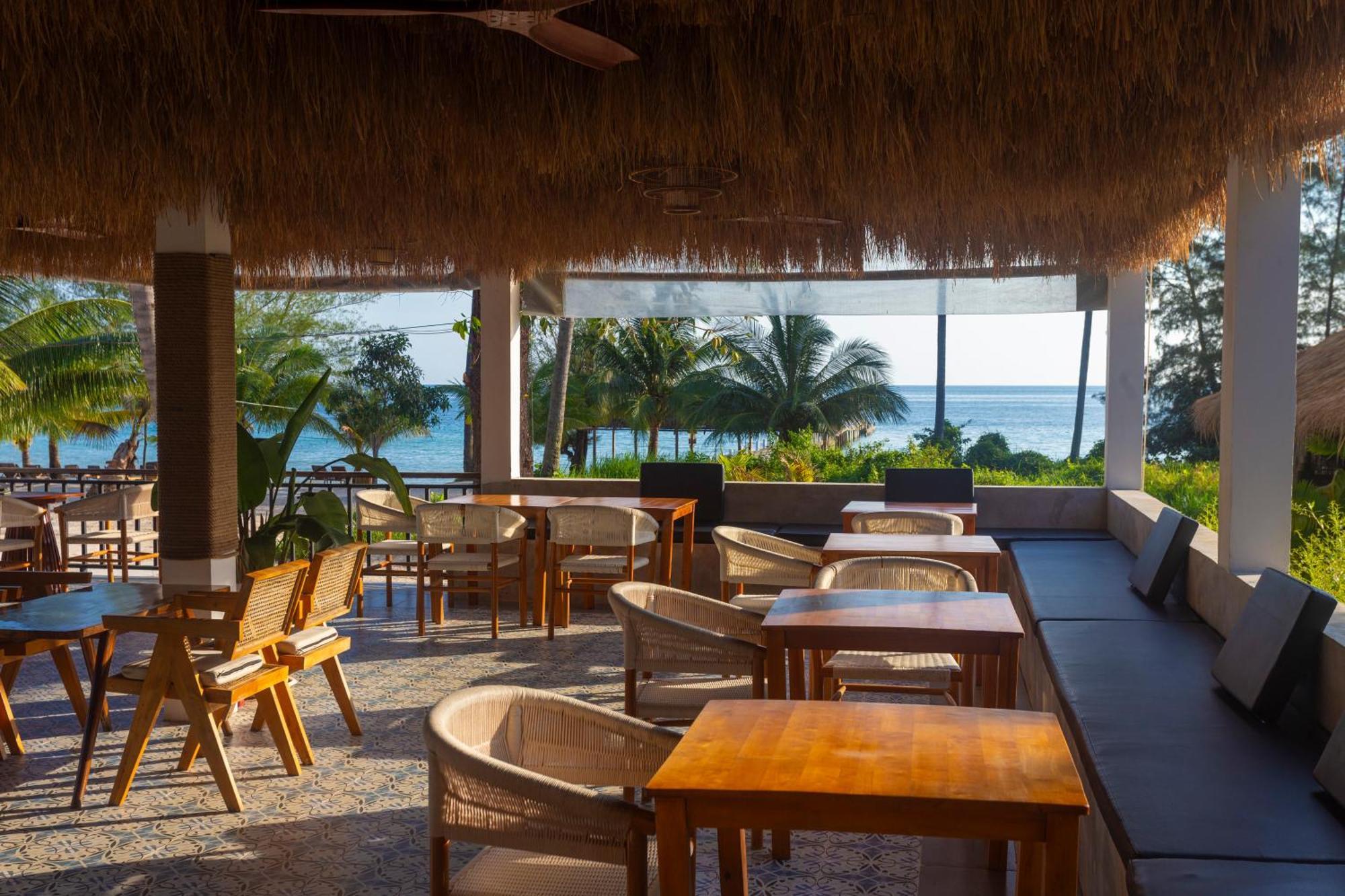 아나야 코롱 호텔 Pagoda Beach 외부 사진